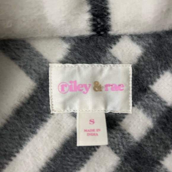 Riley & Rae Striped Jacket - Picture 3 of 5